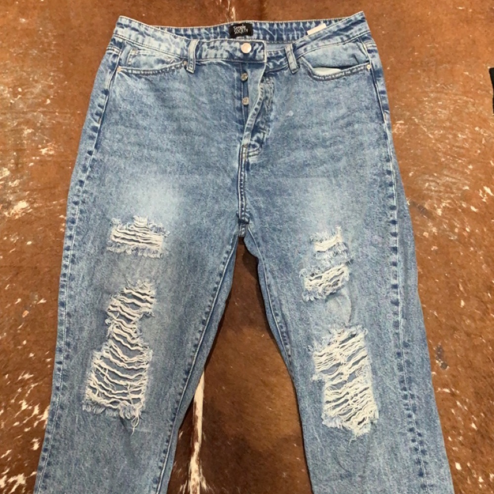 Distressed jeans 13/31
